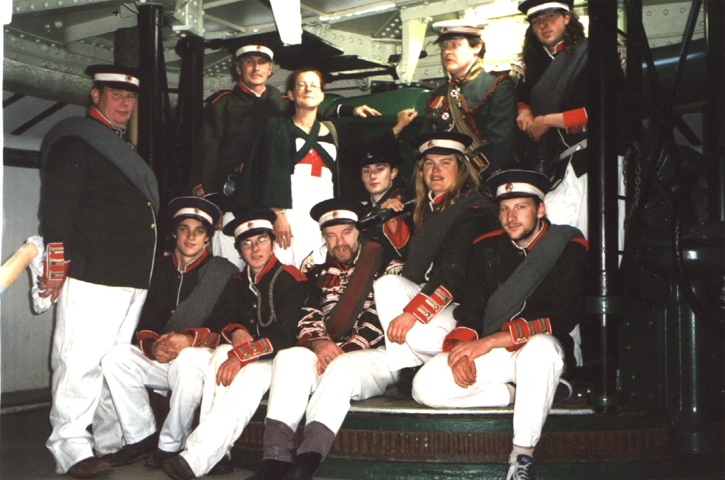 Lindskii's at the dissapearing gun april 2001